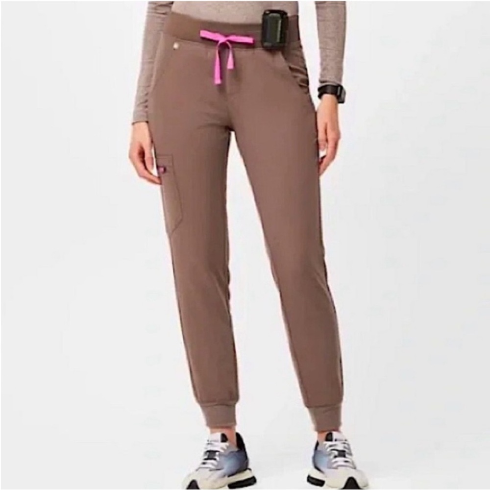 smokey taupe zamora bottoms